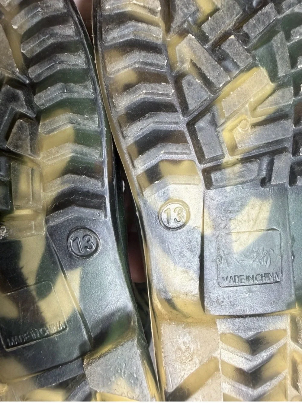 Happy’s Cajun Kicks Youth Size 13 Camo Rubber Rain Boots Waterproof Outdoor